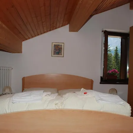 Rifugio Aquileia Отель Пескуль